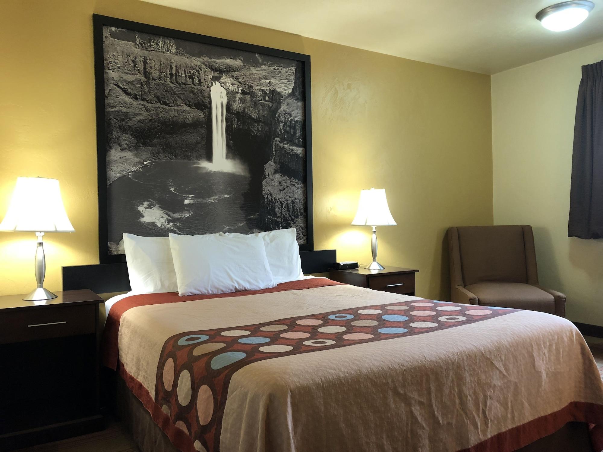Super 8 By Wyndham 2*